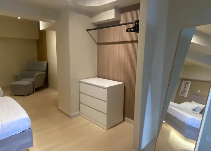 Aparthotel Edsa Heights Penthouse Unit 3306 Ama Tower Residences 4*