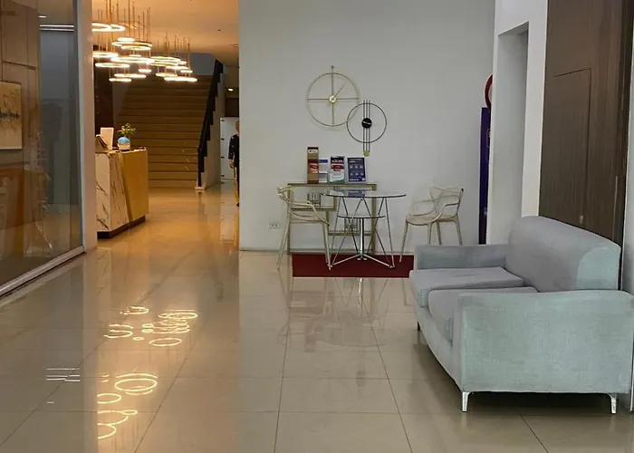 Edsa Heights Penthouse Unit 3306 Ama Tower Residences Manila