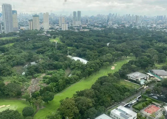 Edsa Heights Penthouse Unit 3306 Ama Tower Residences 4* Manila