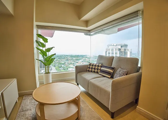 Edsa Heights Penthouse Unit 3306 Ama Tower Residences 4* Manila