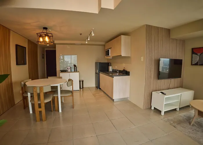 Aparthotel Edsa Heights Penthouse Unit 3306 Ama Tower Residences Manila