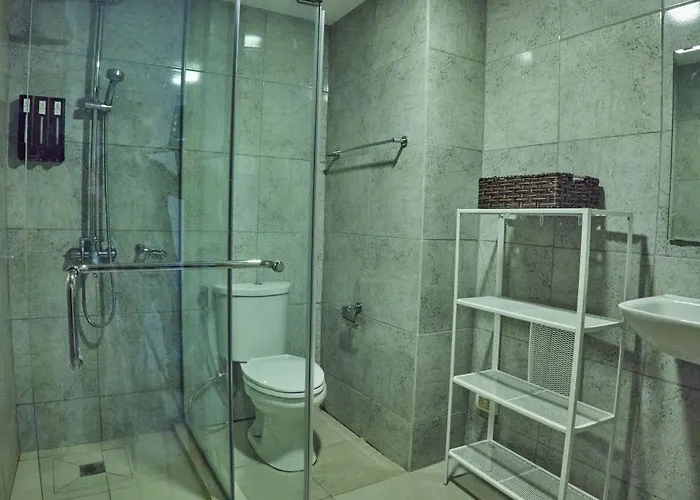 Aparthotel Edsa Heights Penthouse Unit 3306 Ama Tower Residences
