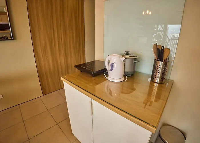 Edsa Heights Penthouse Unit 3306 Ama Tower Residences 4* Manila