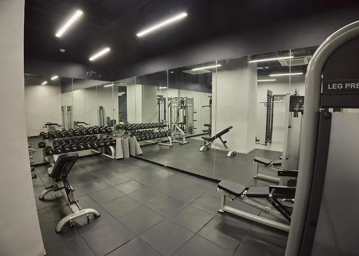 Edsa Heights Penthouse Unit 3306 Ama Tower Residences 4* Manila