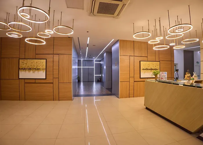 Edsa Heights Penthouse Unit 3306 Ama Tower Residences 4* Manila