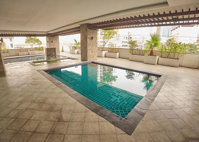 Edsa Heights Penthouse Unit 3306 Ama Tower Residences Aparthotel Manila